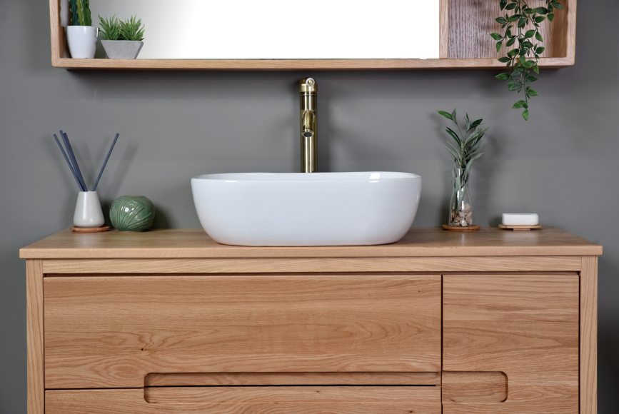 ארון אמבטיה תלוי עץ מלא אלון שתי מגירות ודלת דגם עינב EINAV
