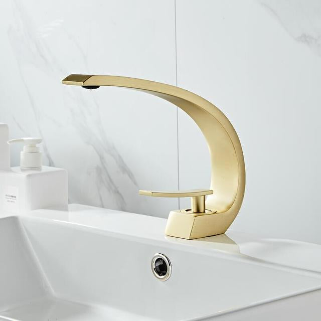 ברז פרח U זהב מוברש לכיור רחצה WA